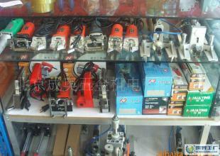 铝塑门窗设备核心配件 电动平面清角机、外角铣与内角铣详解